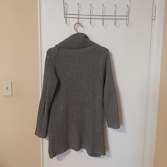 Cardigan - Picture 4 of 4